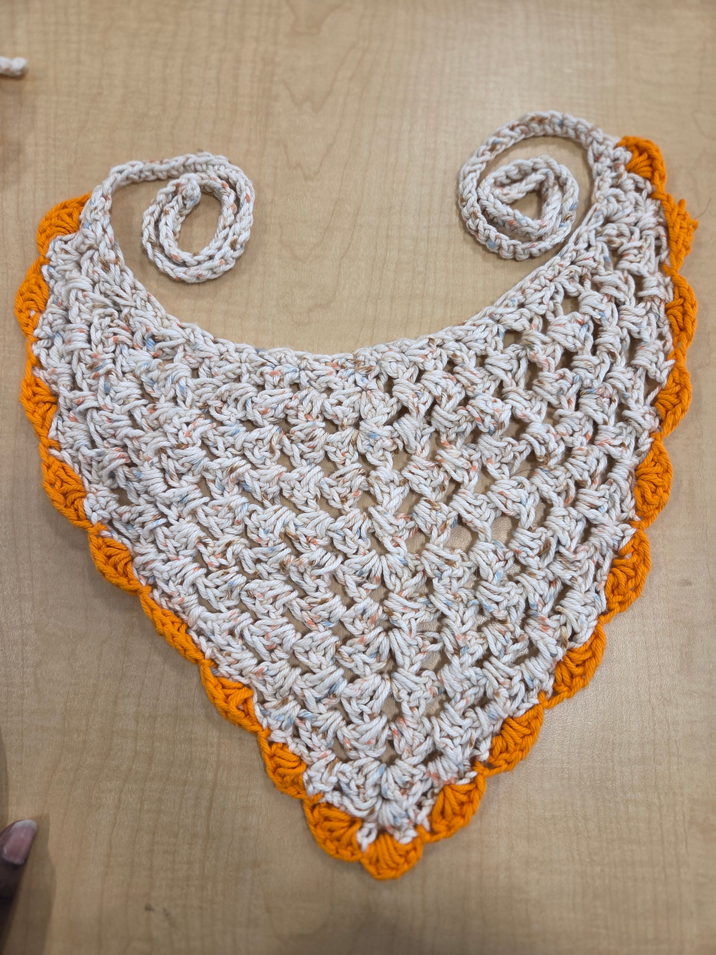 Bandanas with Scallops