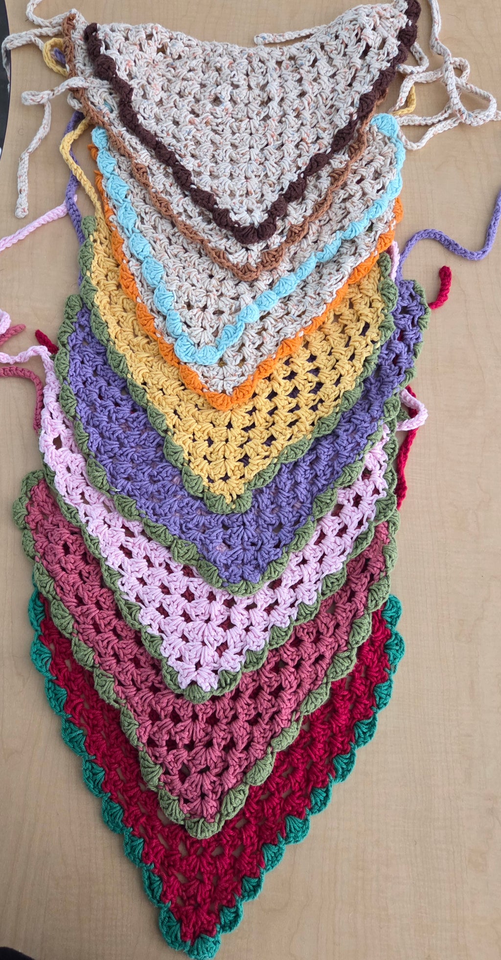 Bandanas with Scallops